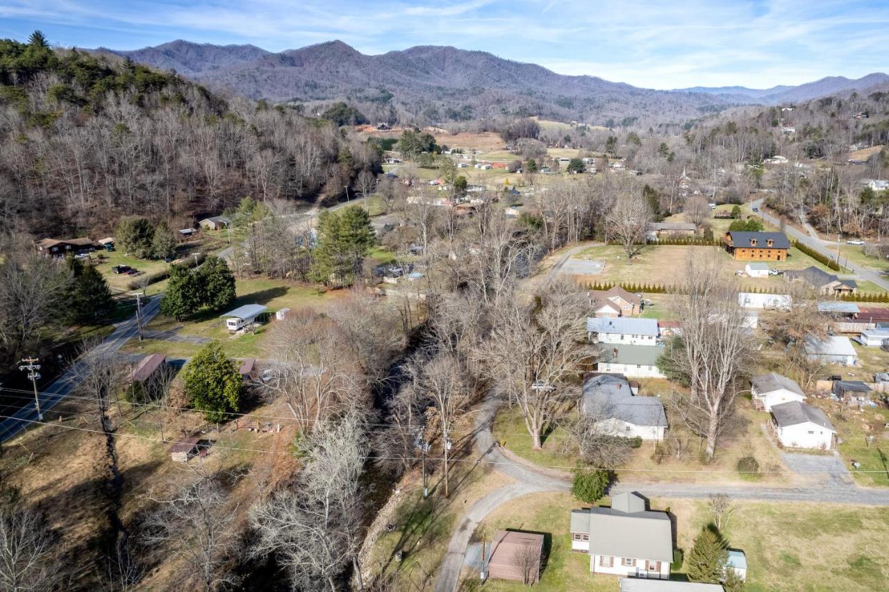 Vila Deep Creek Shambala Bryson City Exteriér fotografie